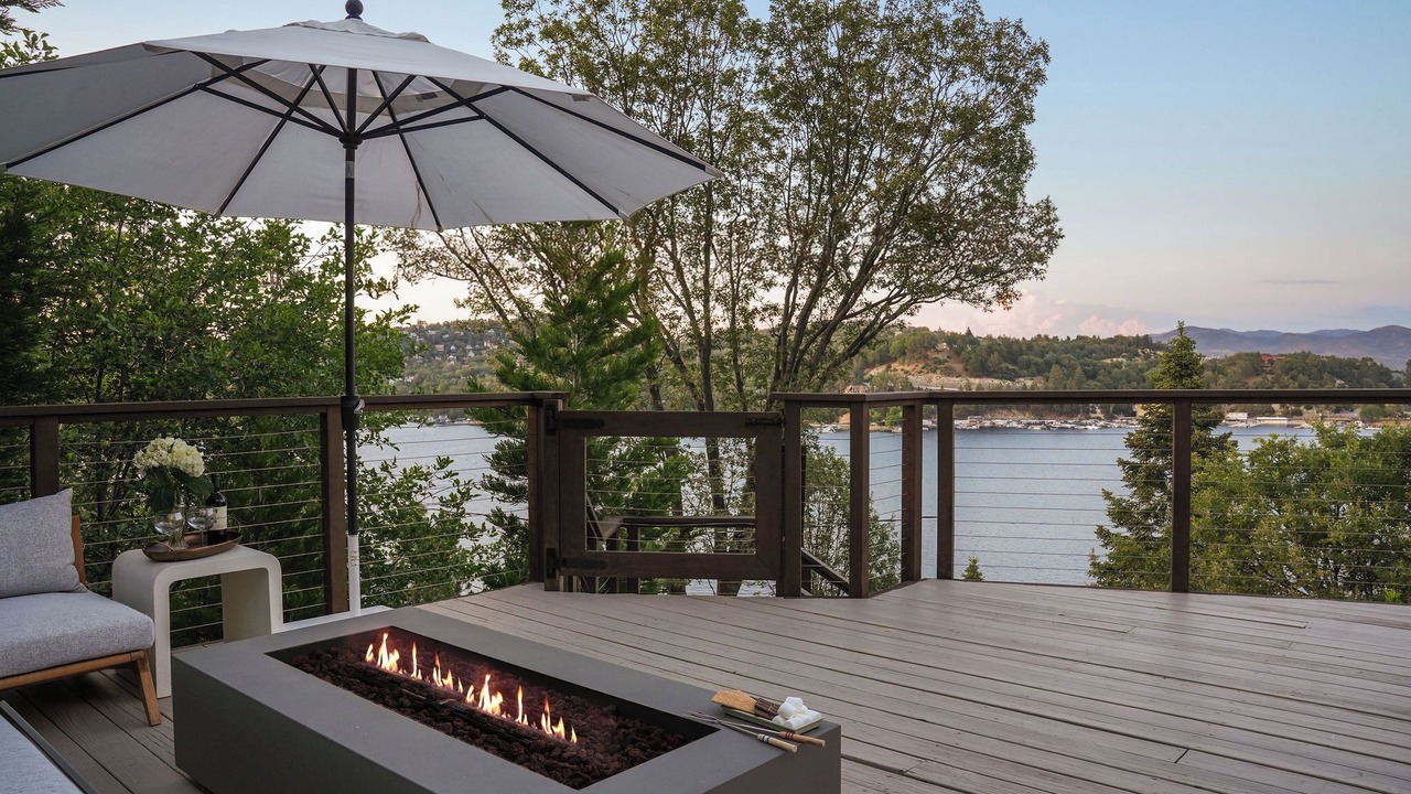 Photo of Patio Balcony in Cedar Glen