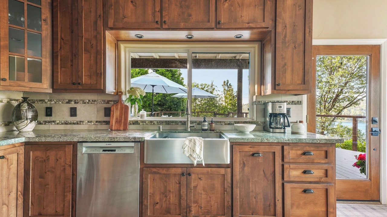 Photo of Kitchen in Cedar Glen