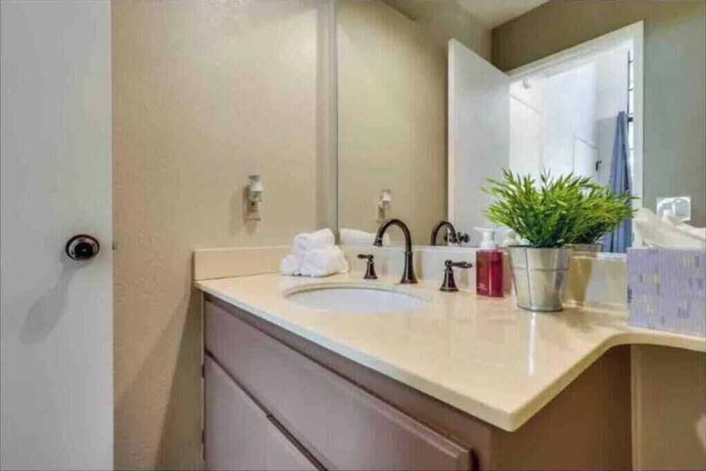 Photo of Bathroom in Ontario