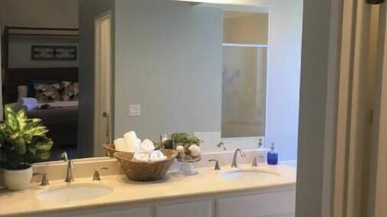 Photo of Bathroom in Ontario