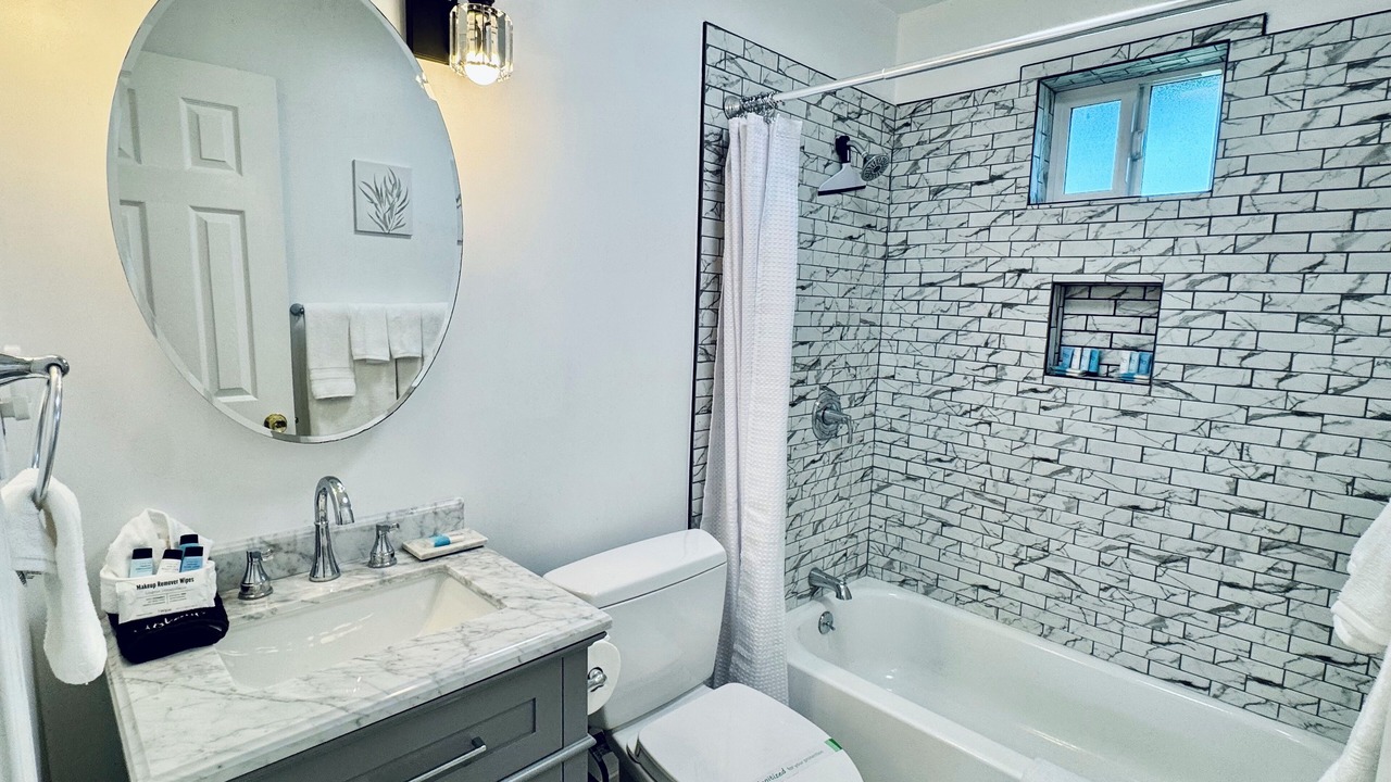Photo of Bathroom in Covina