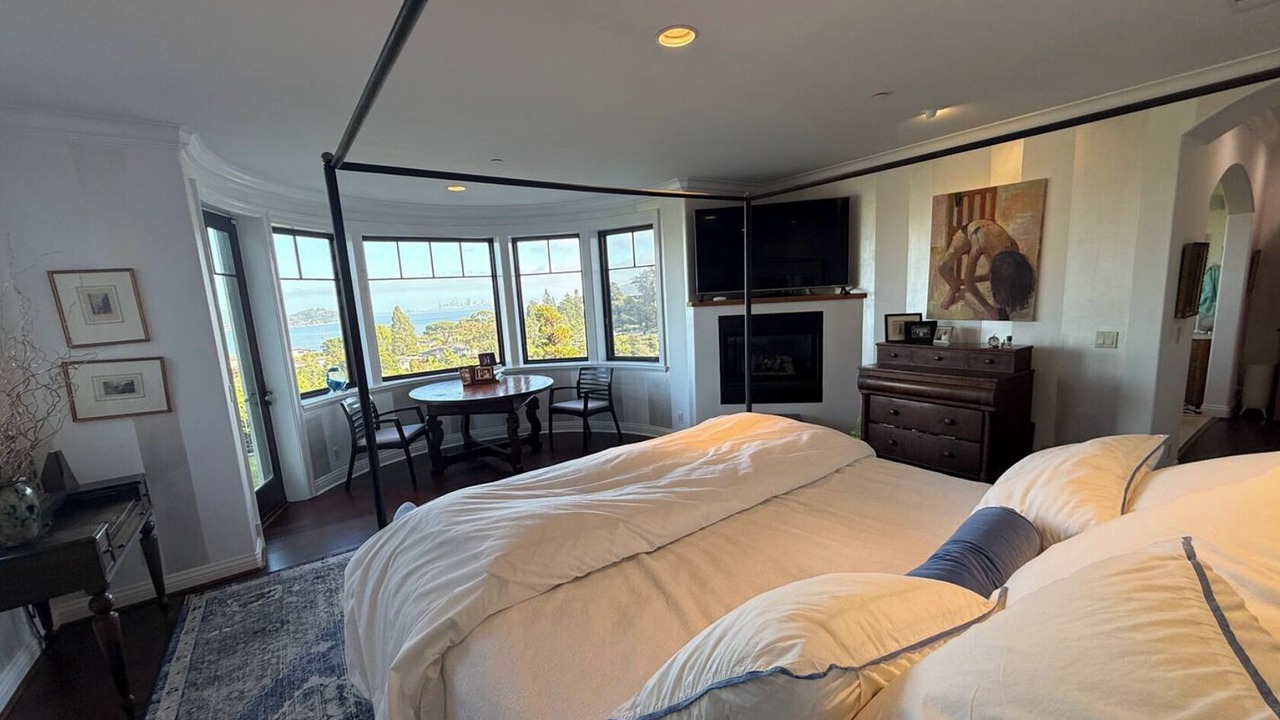 Photo of Bedroom in Strawberry