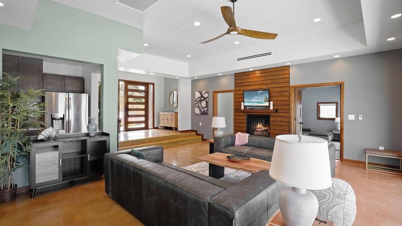 Photo of Livingroom in Malibu