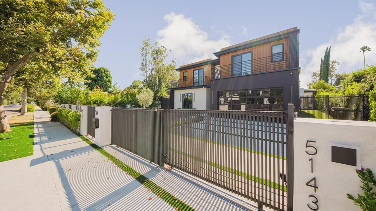 Photo of Outdoor in Sherman Oaks