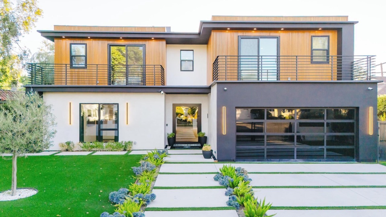 Photo of Outdoor in Sherman Oaks
