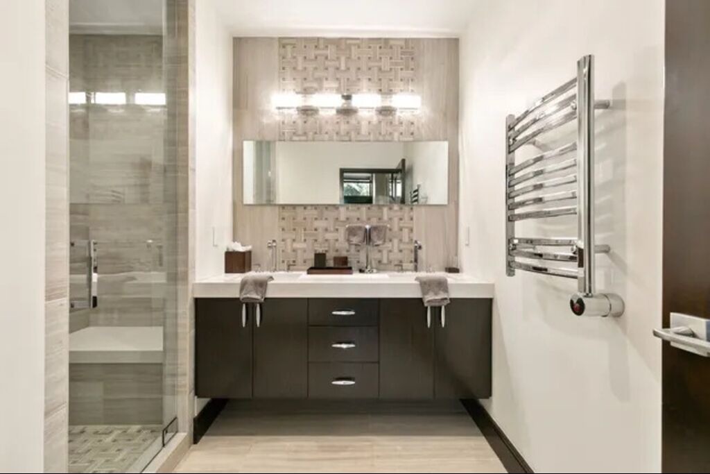 Photo of Bathroom in Hermosa Beach