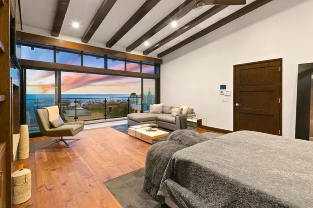 Photo of Bedroom in Hermosa Beach