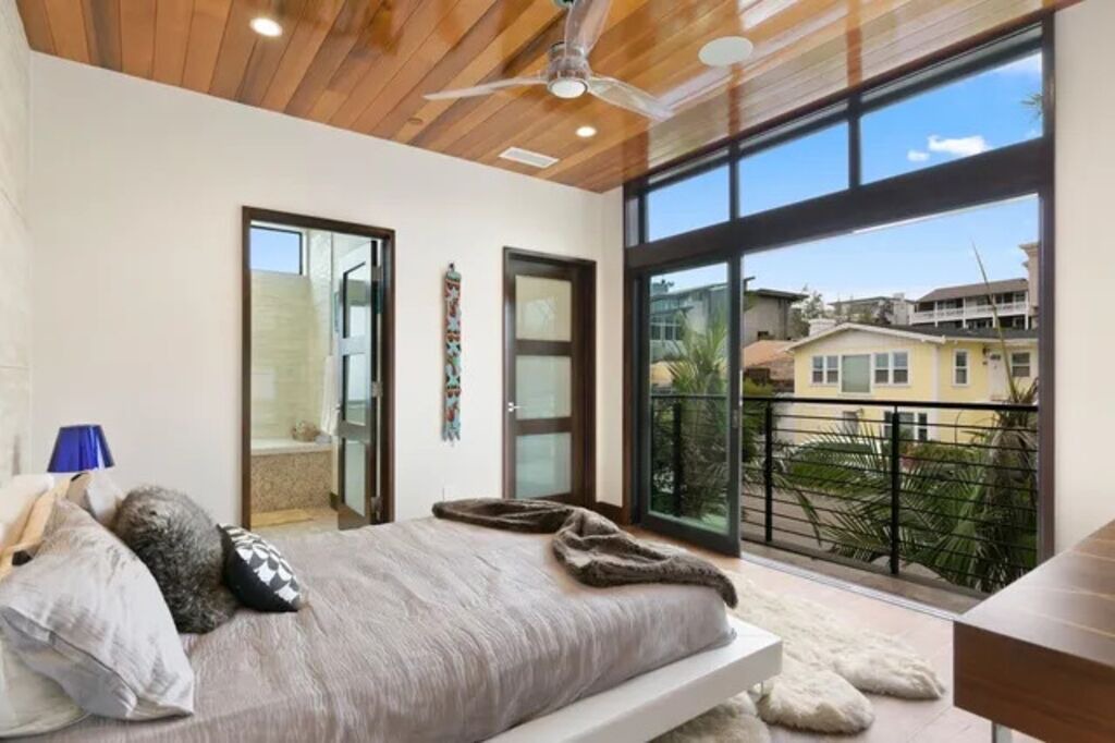 Photo of Bedroom in Hermosa Beach