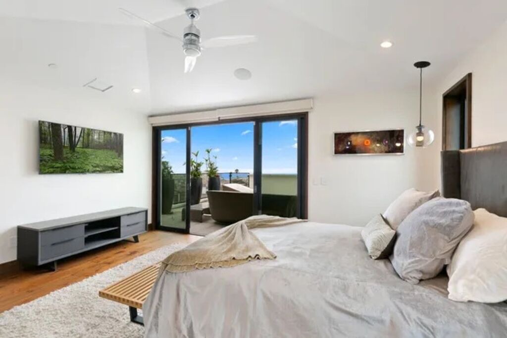 Photo of Bedroom in Hermosa Beach