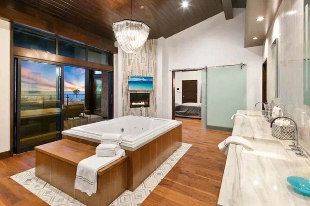 Photo of Bathroom in Hermosa Beach