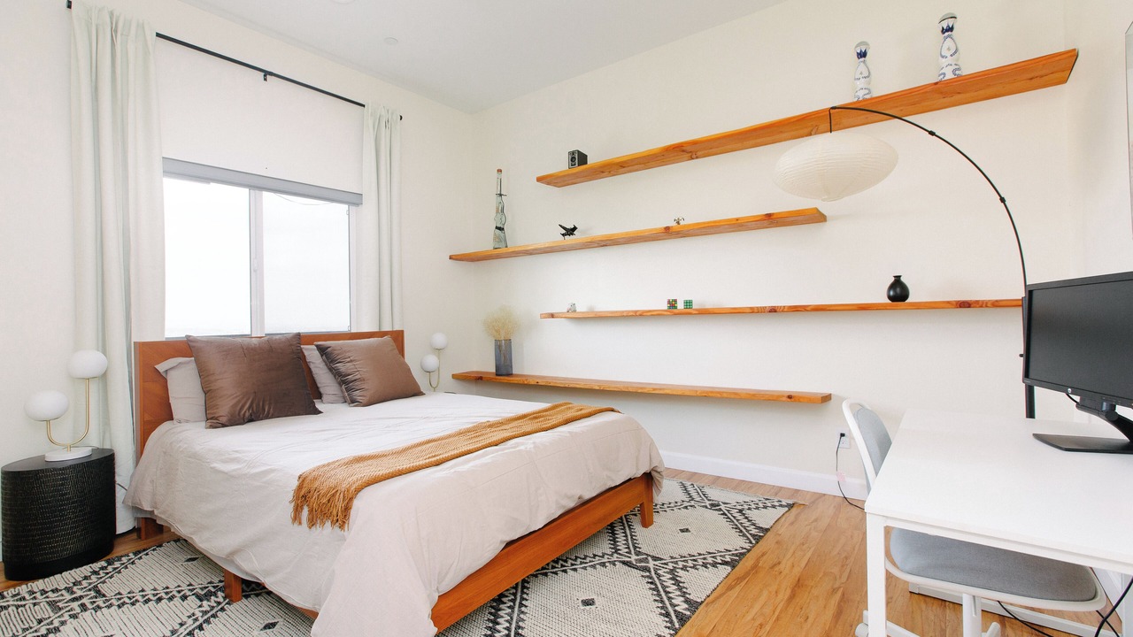 Photo of Bedroom in Los Angeles