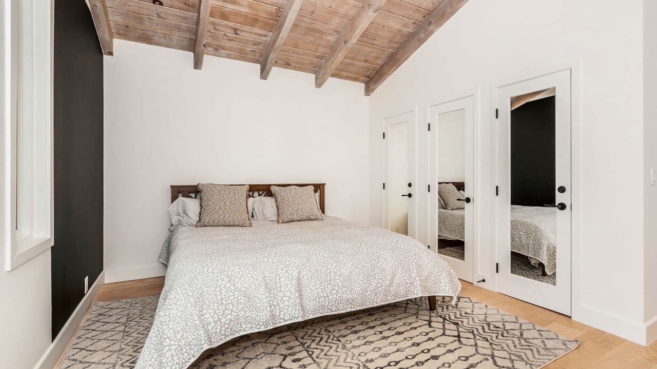 Photo of Bedroom in Channel Islands