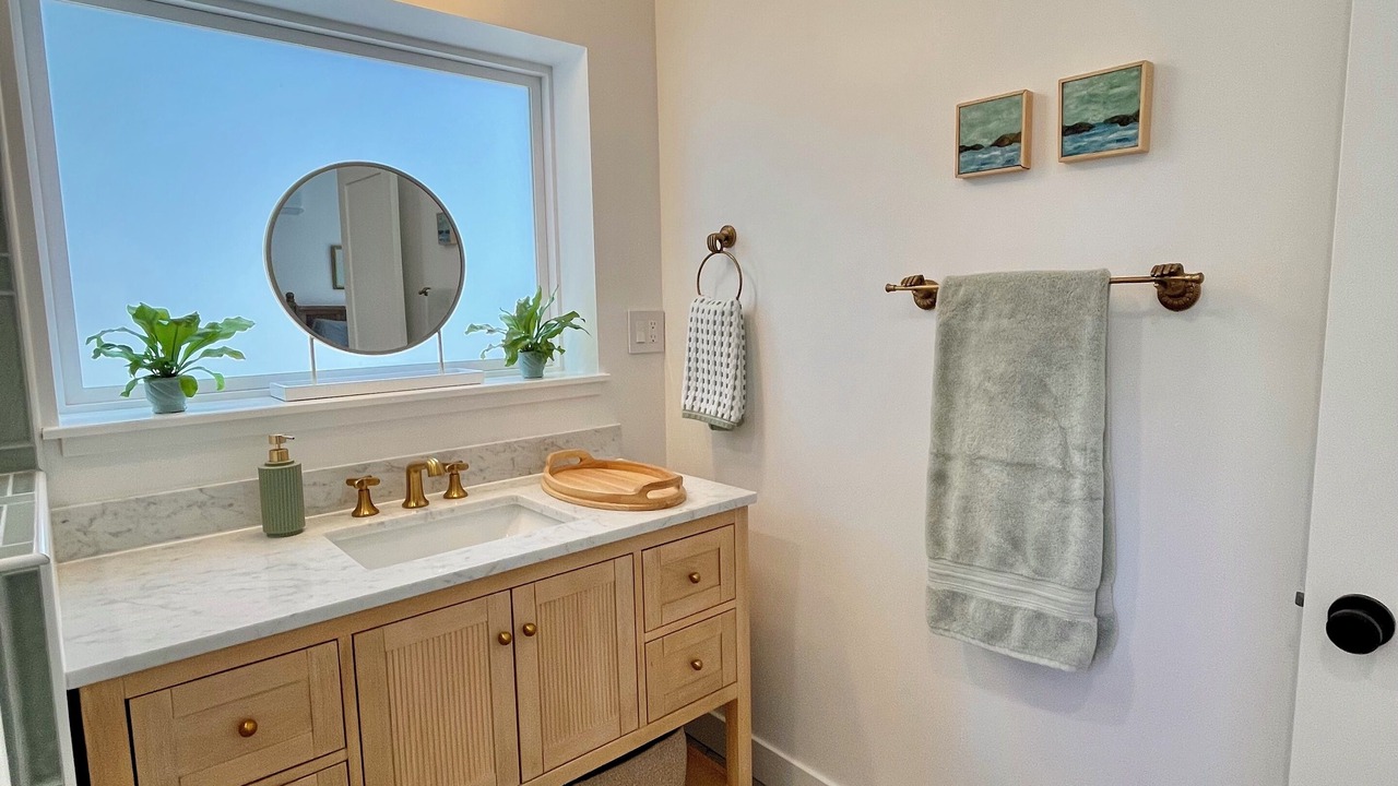 Photo of Bathroom in Sebastopol