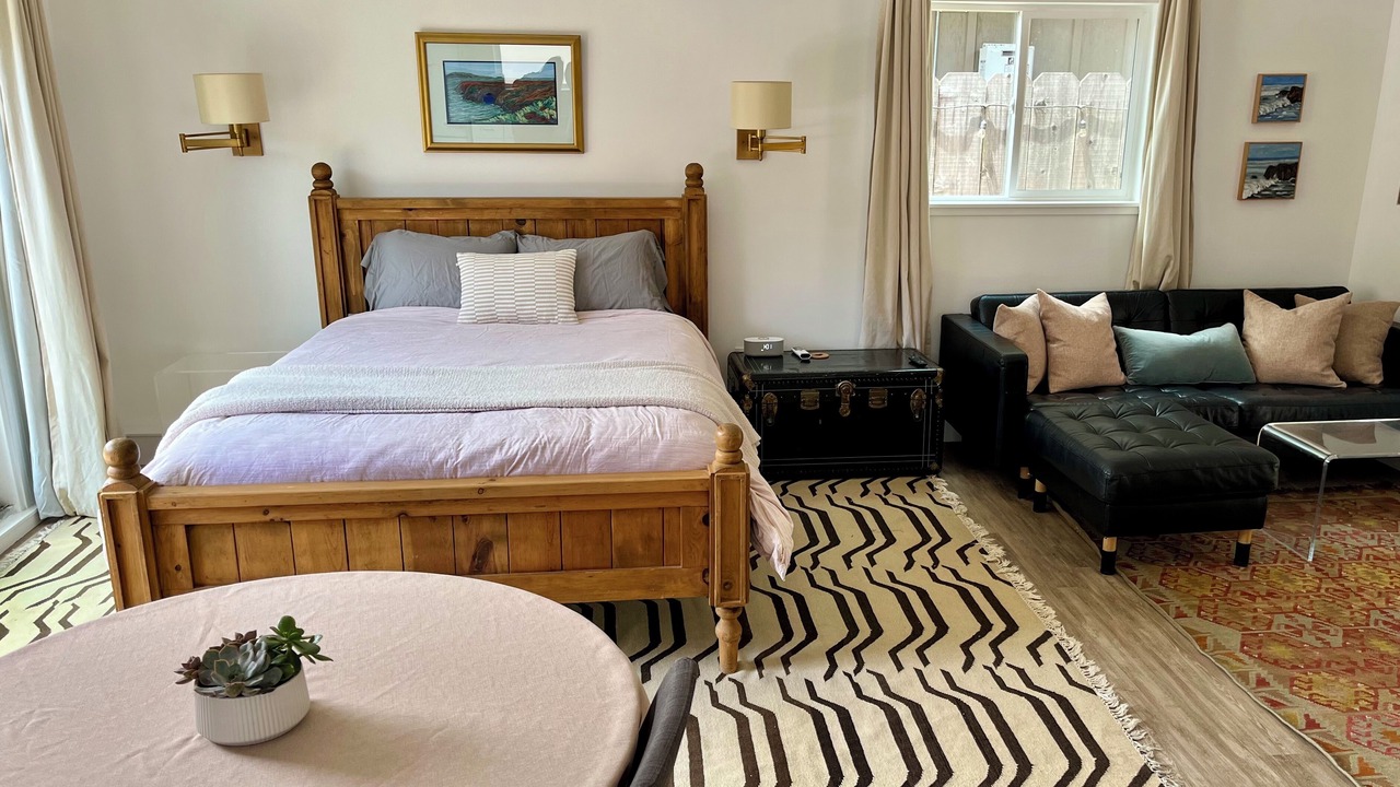 Photo of Bedroom in Sebastopol