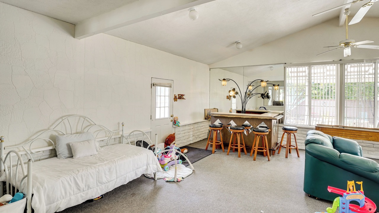 Photo of Bedroom in Downey
