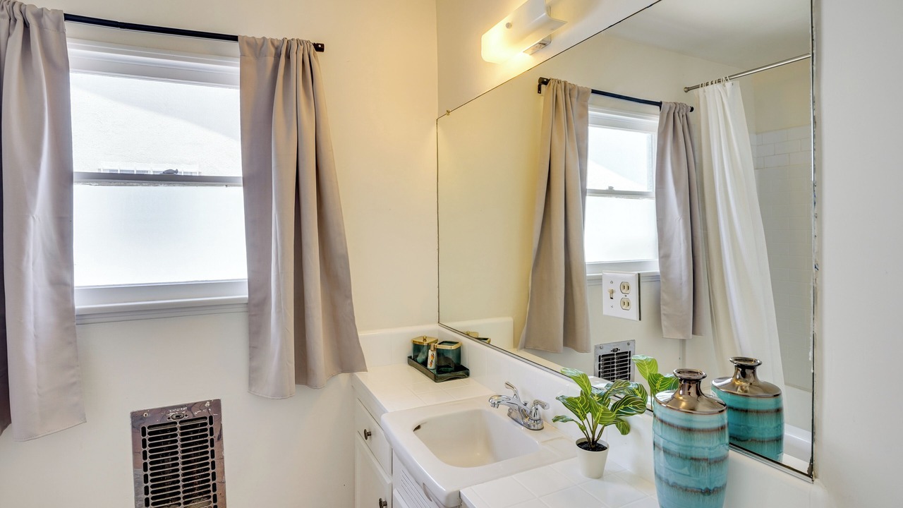 Photo of Bathroom in Downey