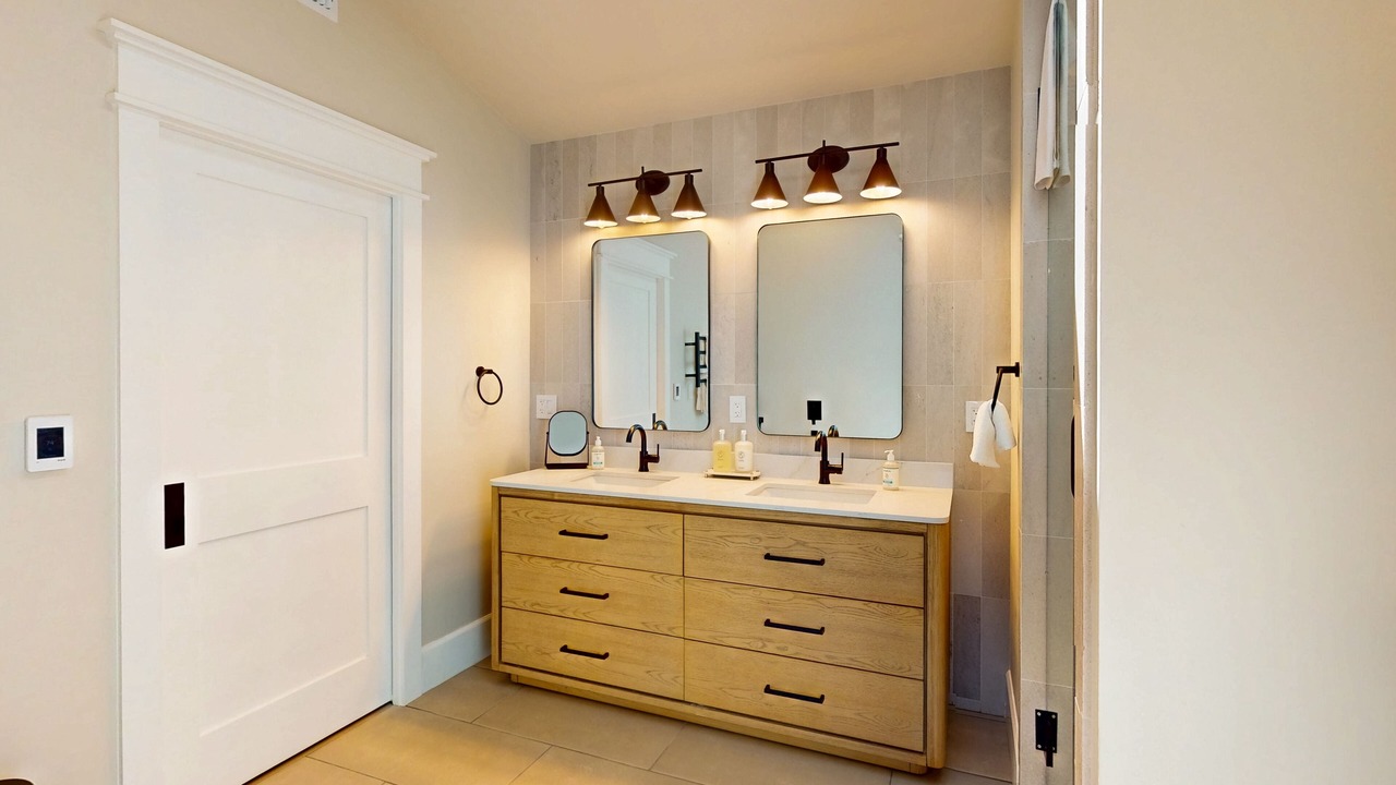Photo of Bathroom in Sea Ranch