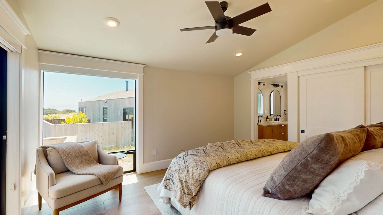 Photo of Bedroom in Sea Ranch