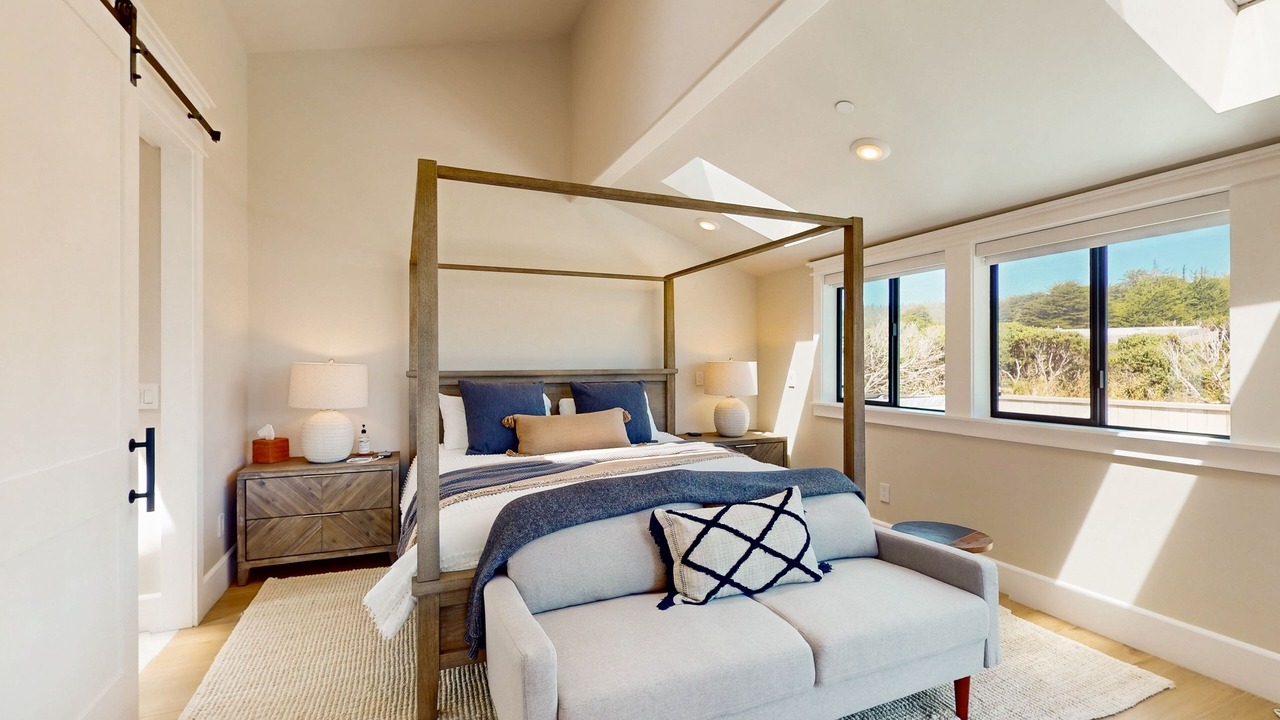 Photo of Bedroom in Sea Ranch