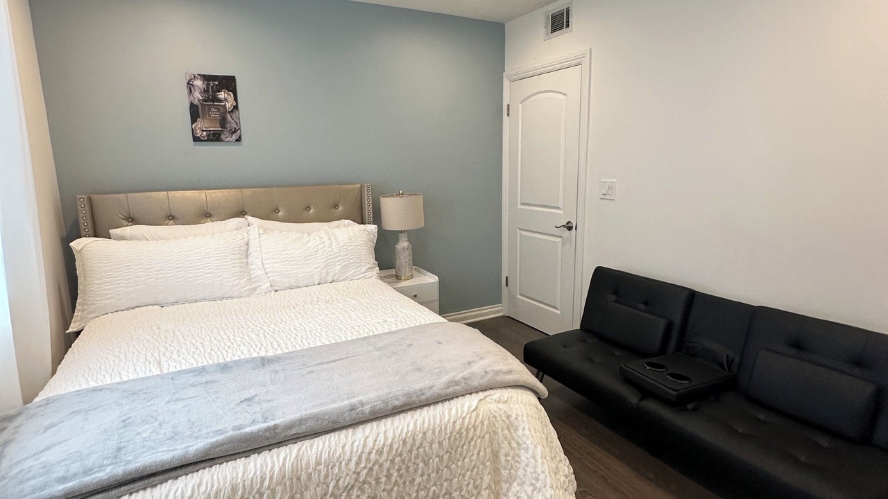 Photo of Bedroom in Los Angeles