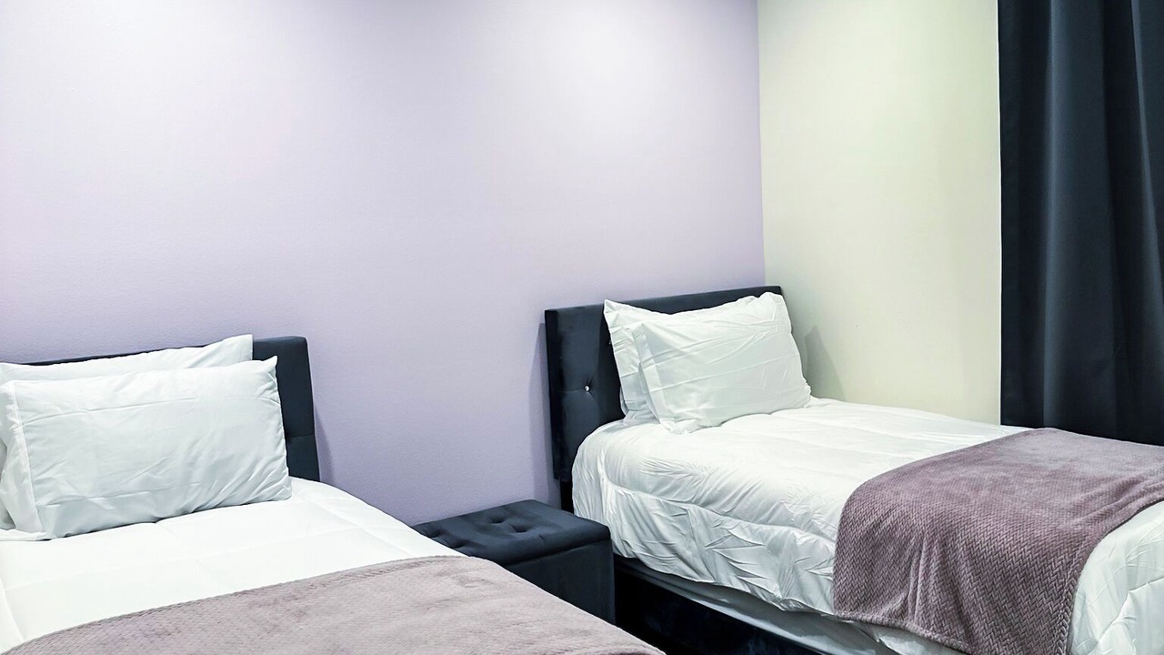 Photo of Bedroom in Los Angeles