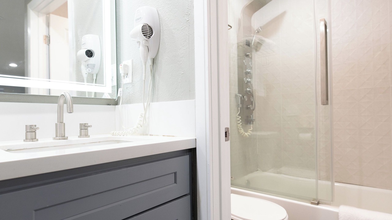 Photo of Bathroom in Alhambra