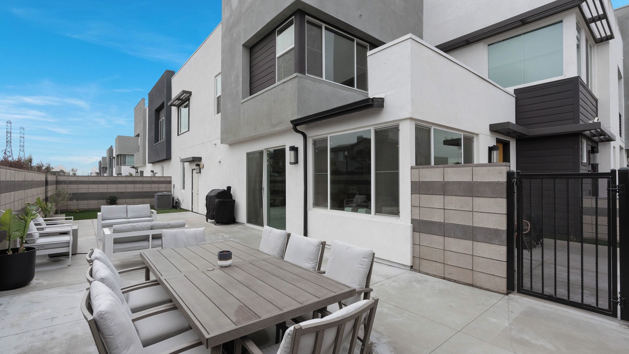 Photo of Outdoor in Mira Loma