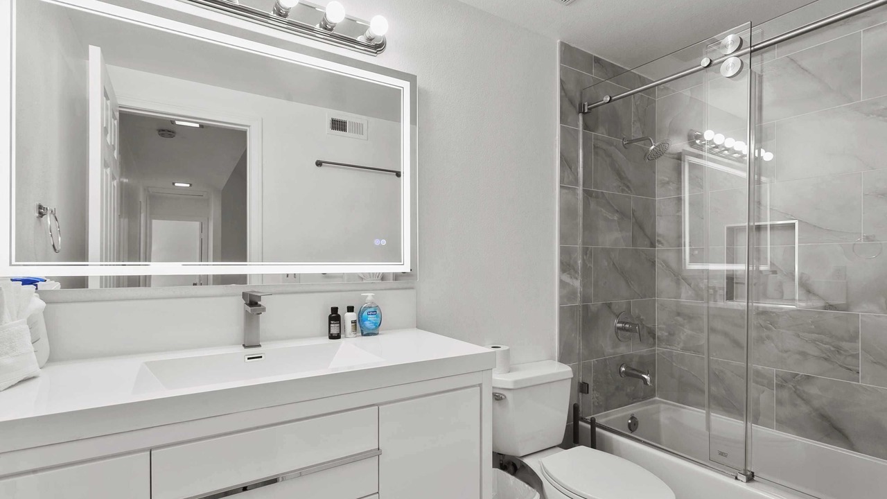 Photo of Bathroom in Lake Forest