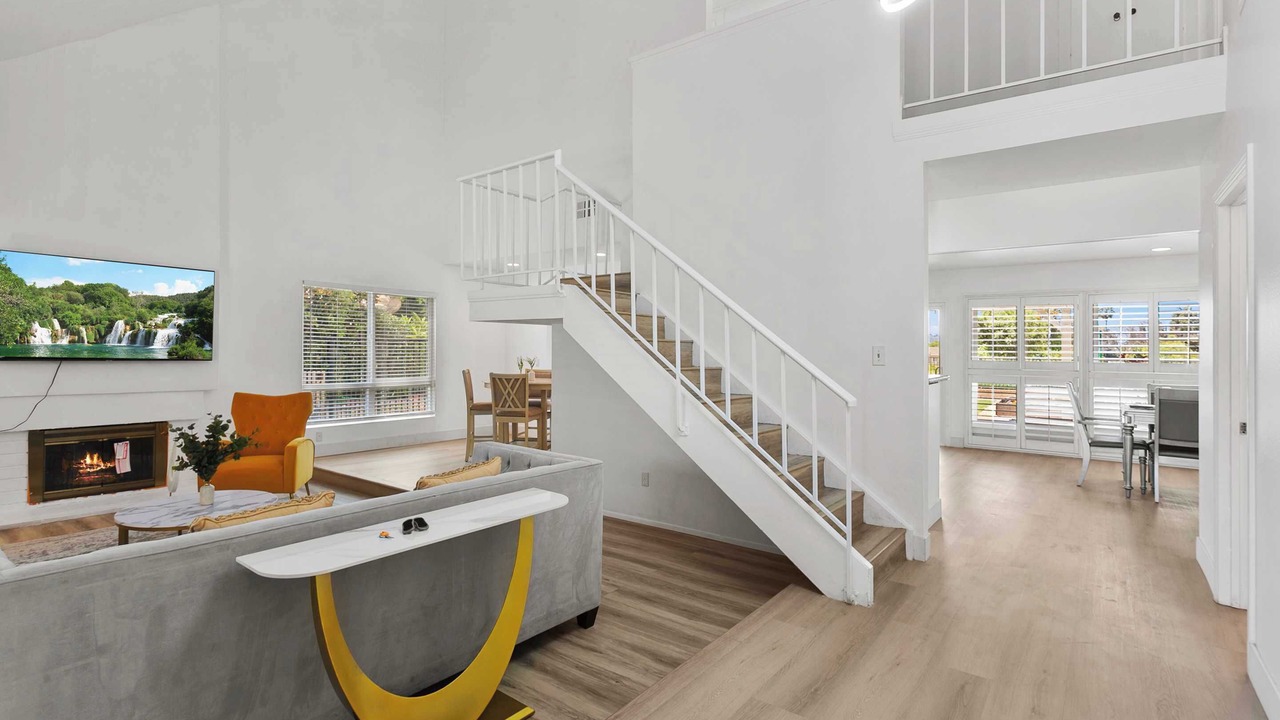 Photo of Livingroom in Lake Forest