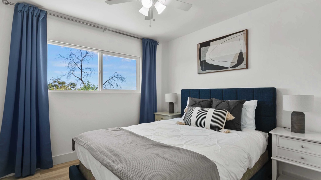 Photo of Bedroom in Lake Forest