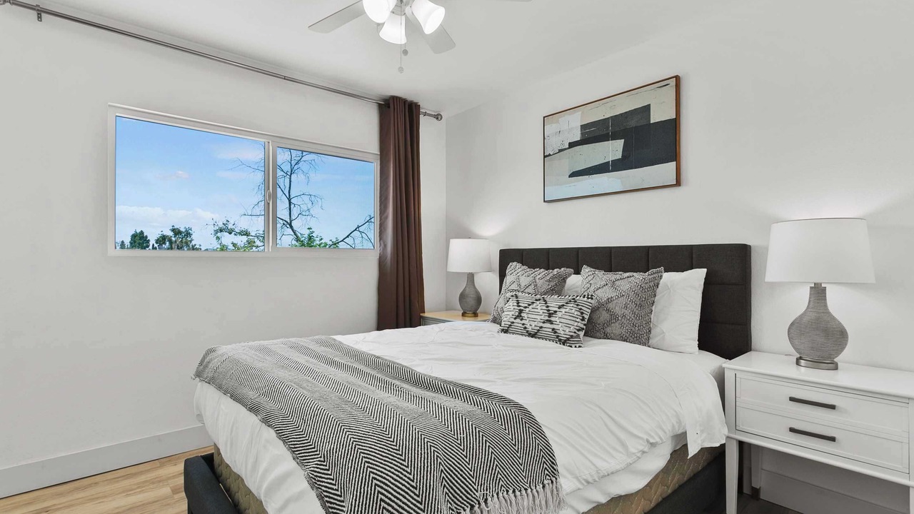 Photo of Bedroom in Lake Forest