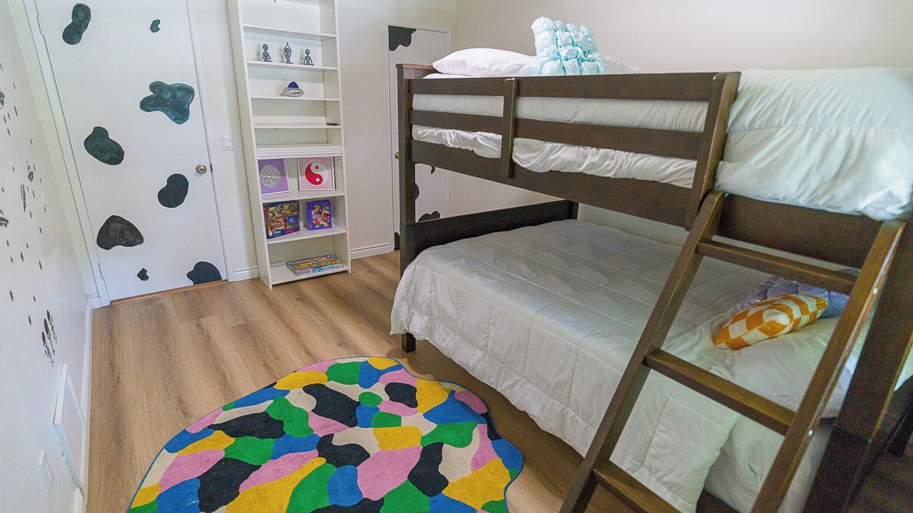 Photo of Bedroom in Estates at Canyon Crest
