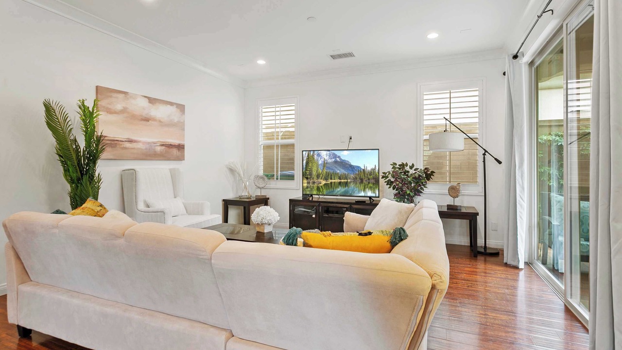 Photo of Livingroom in Cypress Village