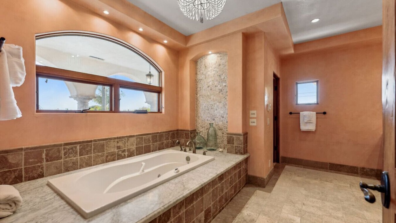 Photo of Bathroom in West Mesa