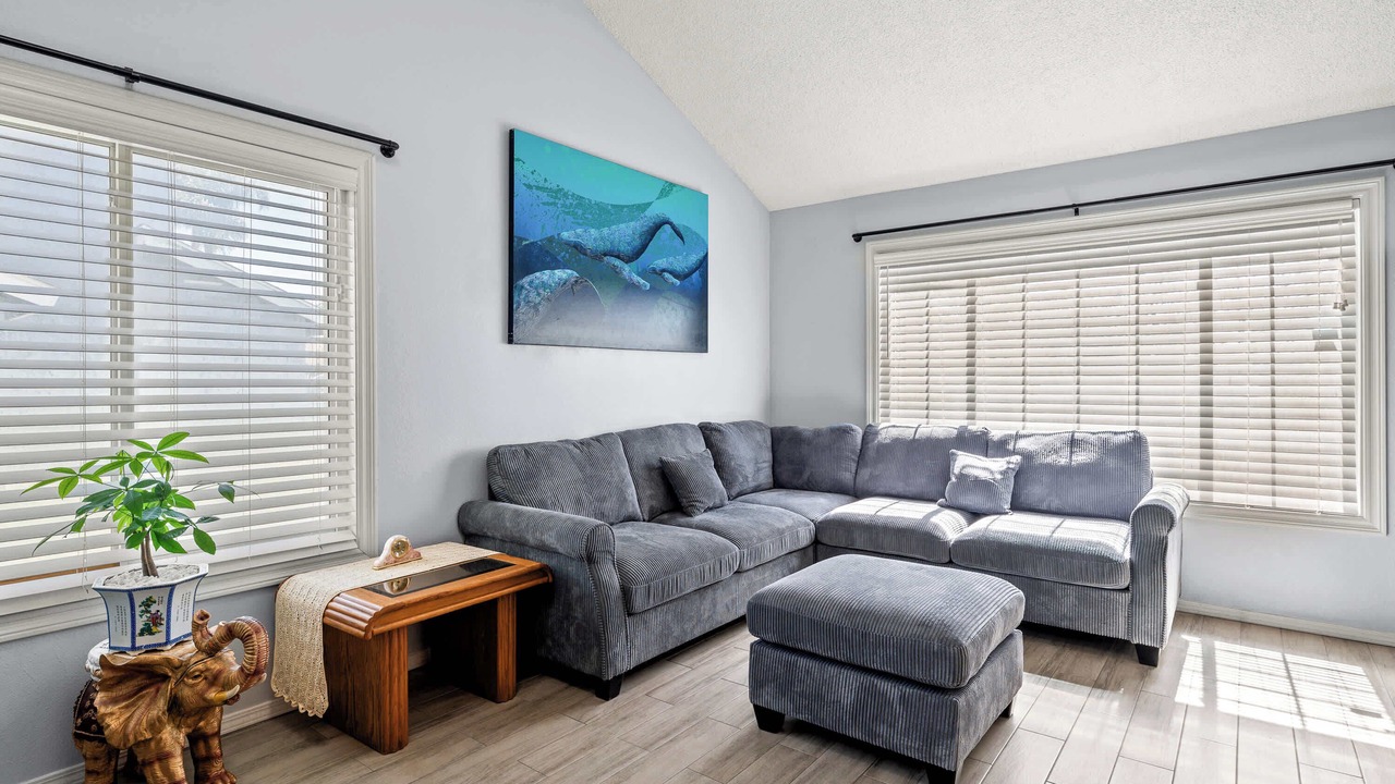 Photo of Livingroom in Ontario