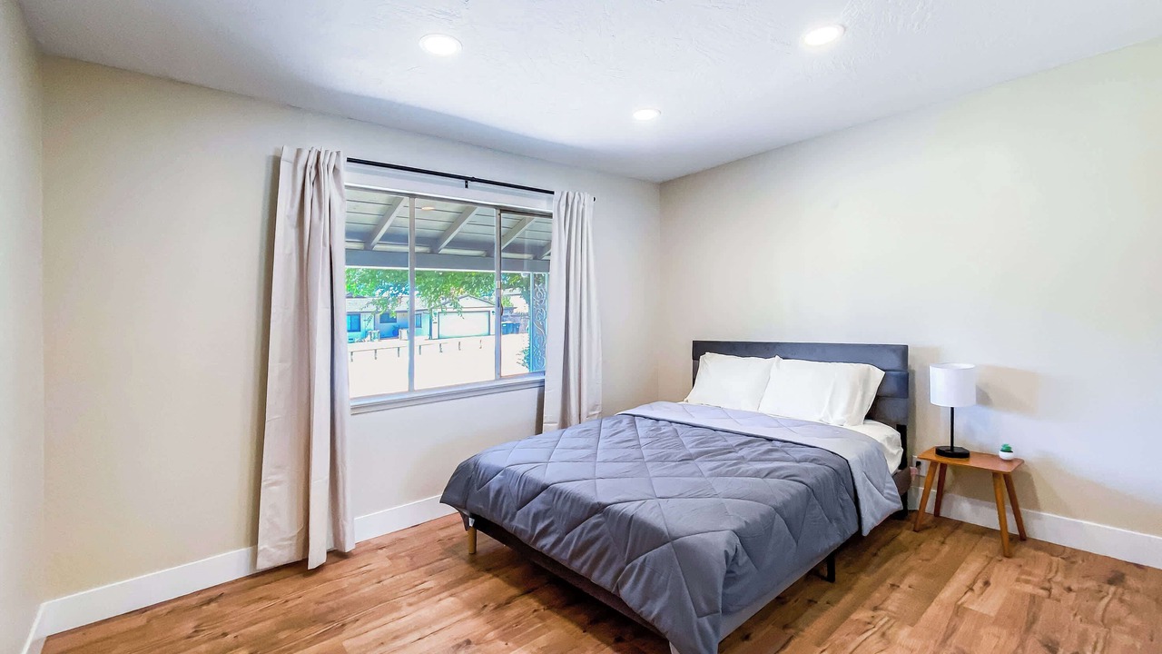 Photo of Bedroom in Foothill Farms
