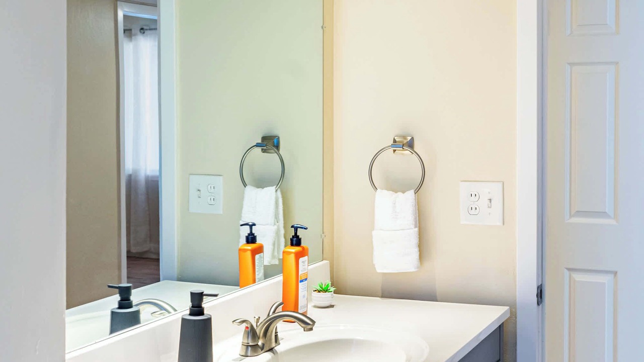 Photo of Bathroom in Foothill Farms