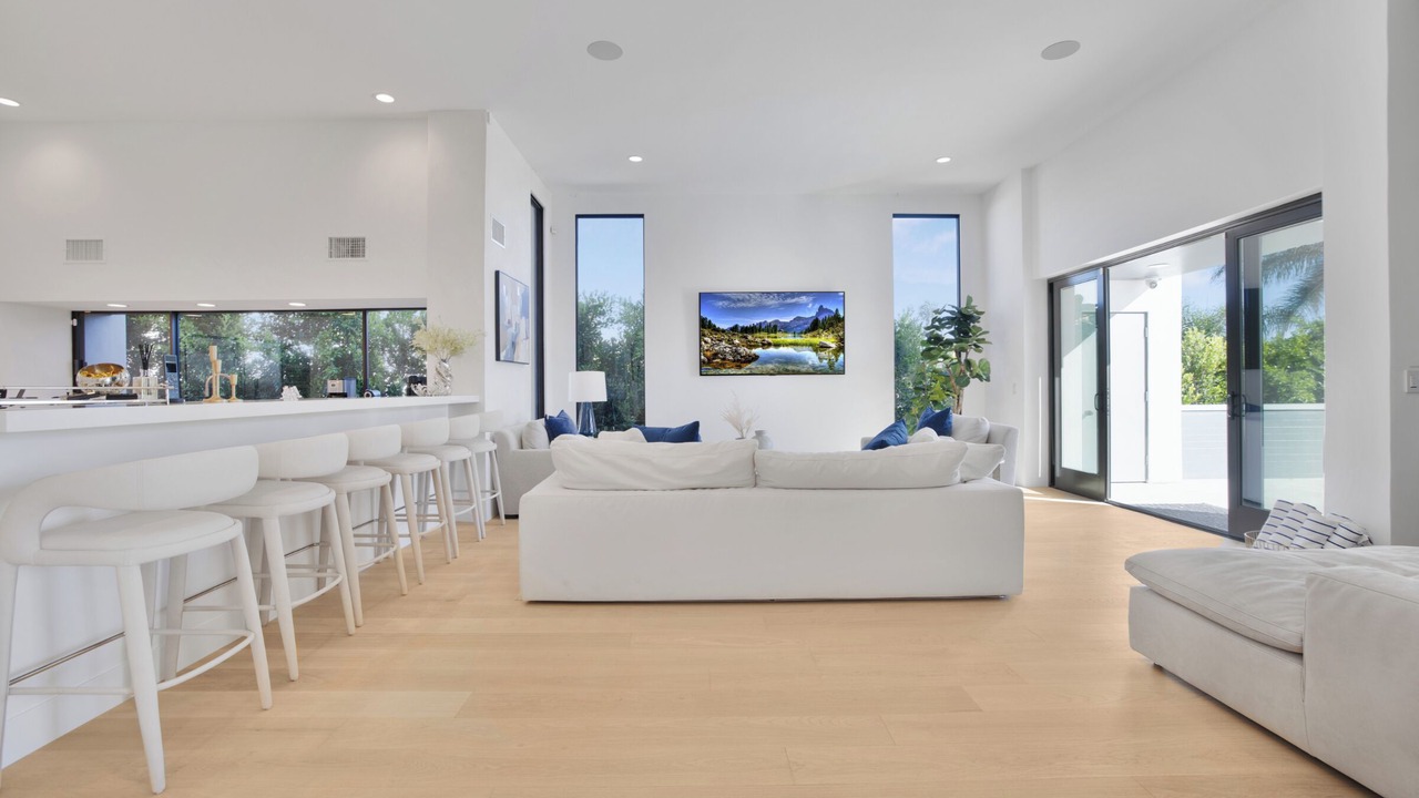 Photo of Others in Western Malibu
