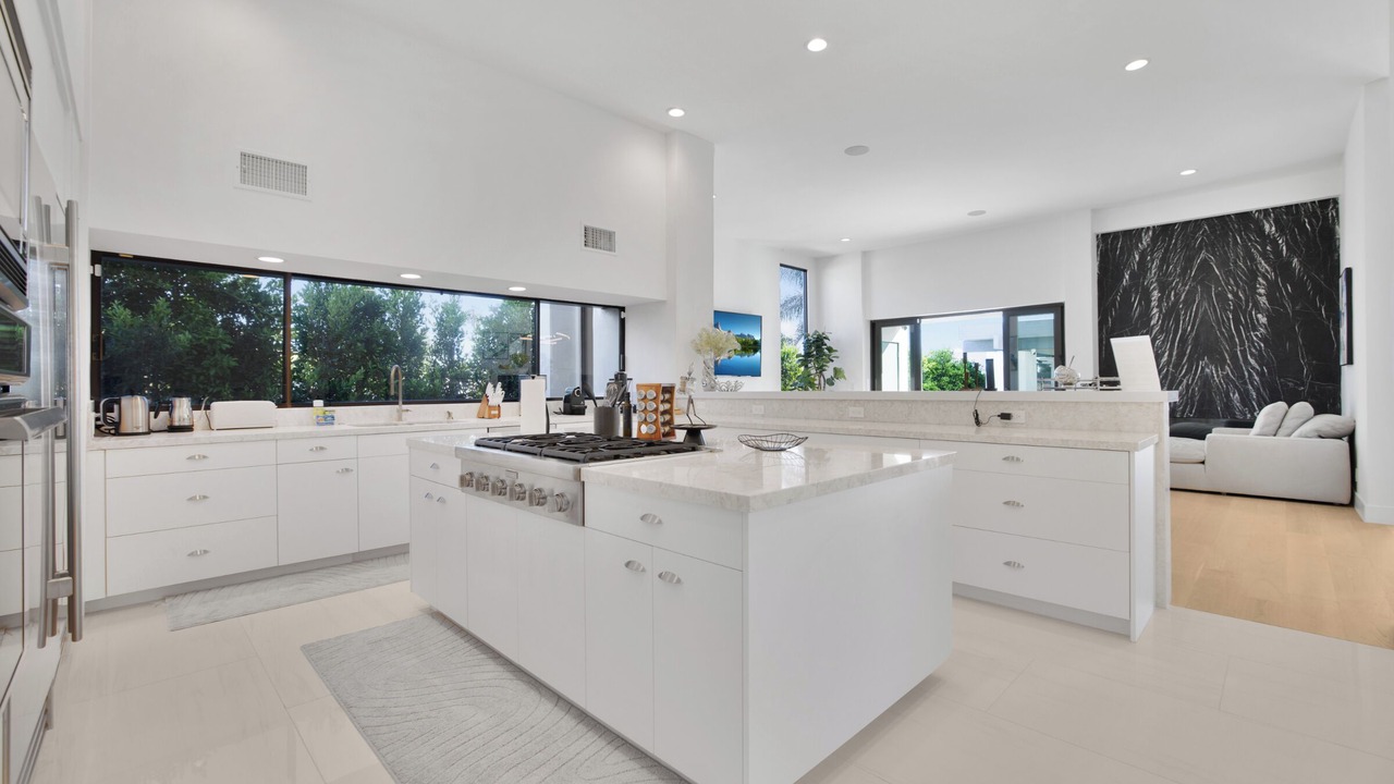 Photo of Kitchen in Western Malibu