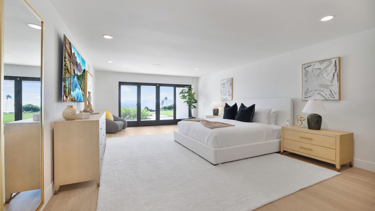 Photo of Bedroom in Western Malibu