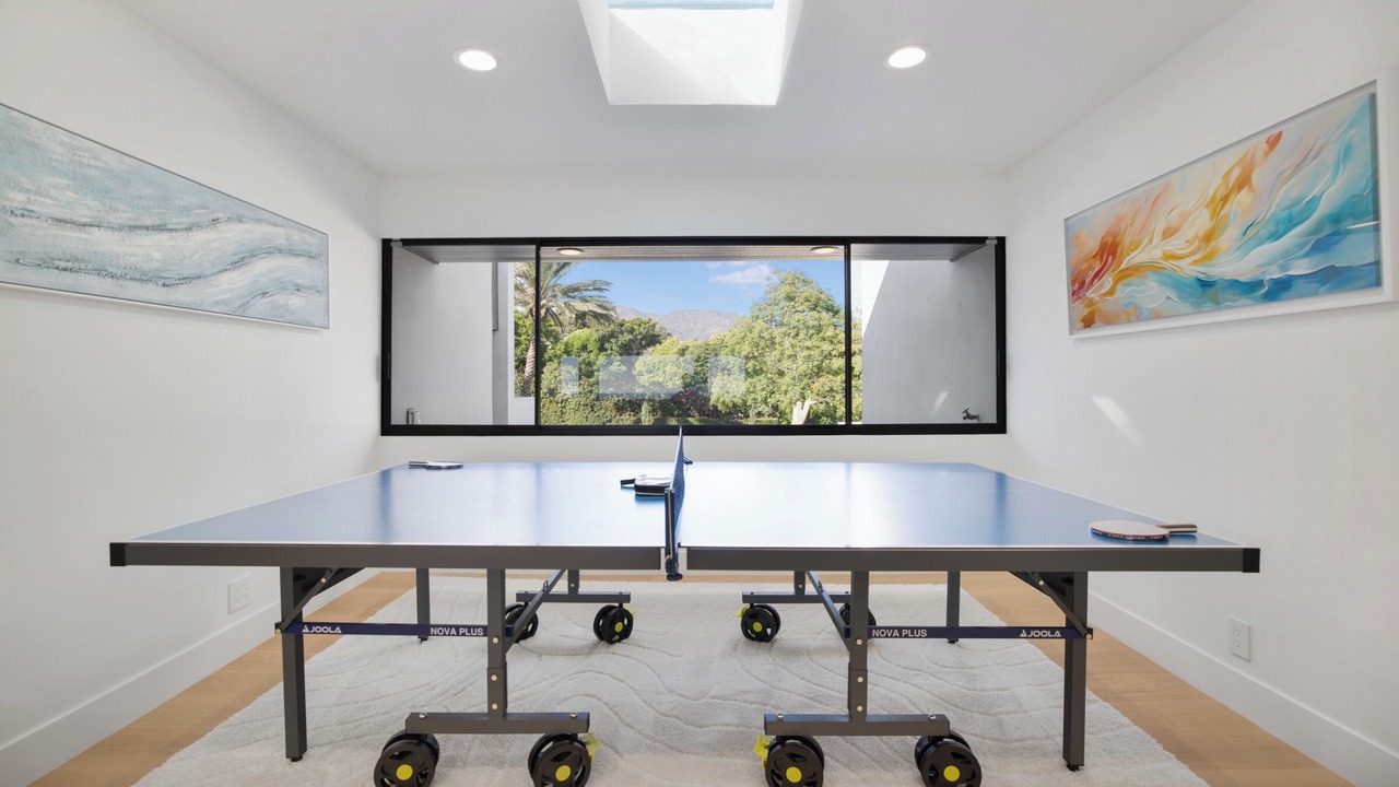 Photo of Bedroom in Western Malibu