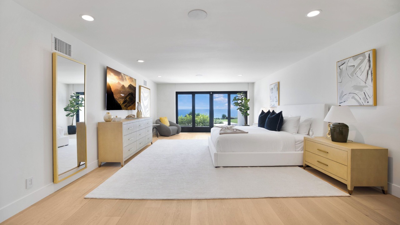 Photo of Bedroom in Western Malibu