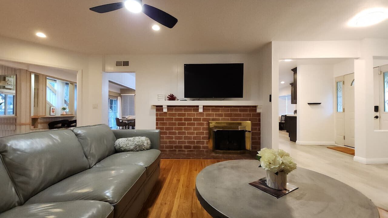 Photo of Livingroom in West Floral Park