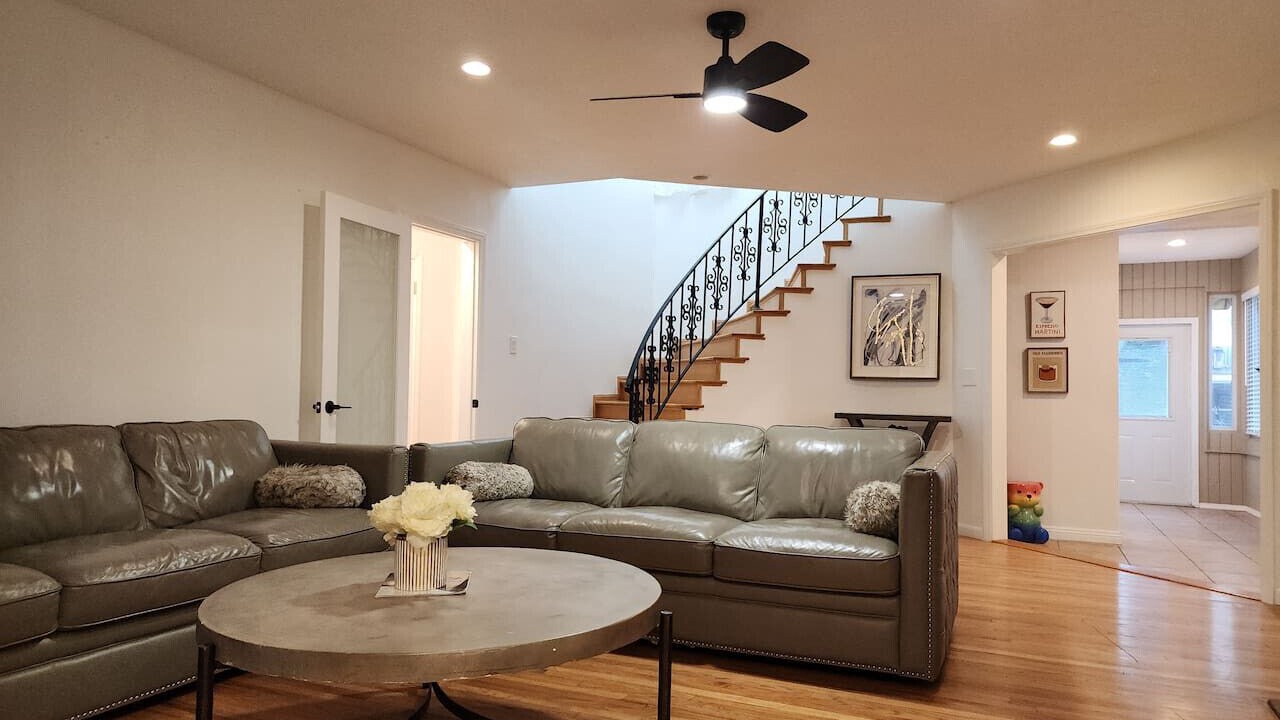 Photo of Livingroom in West Floral Park