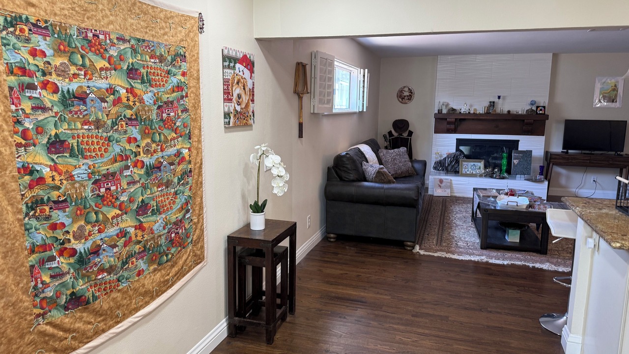 Photo of Livingroom in Huntington Beach