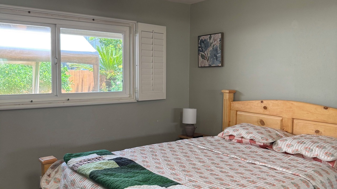 Photo of Bedroom in Huntington Beach