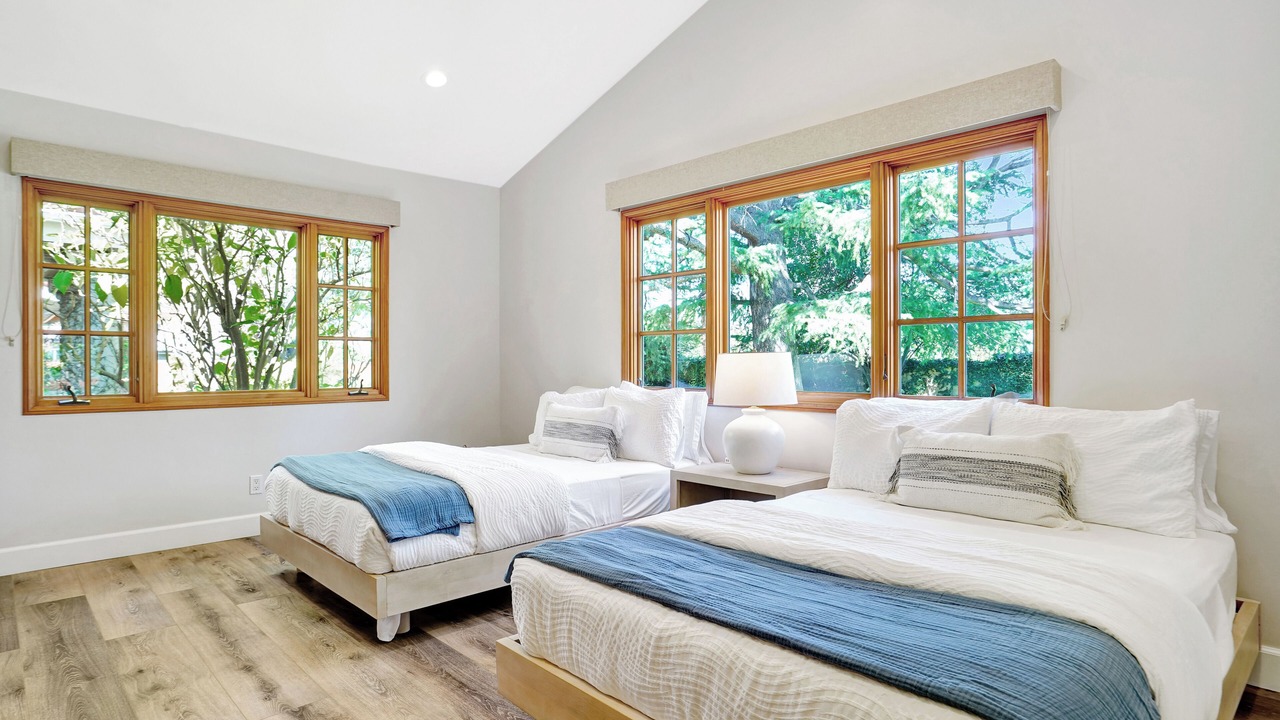 Photo of Bedroom in Woodland Hills