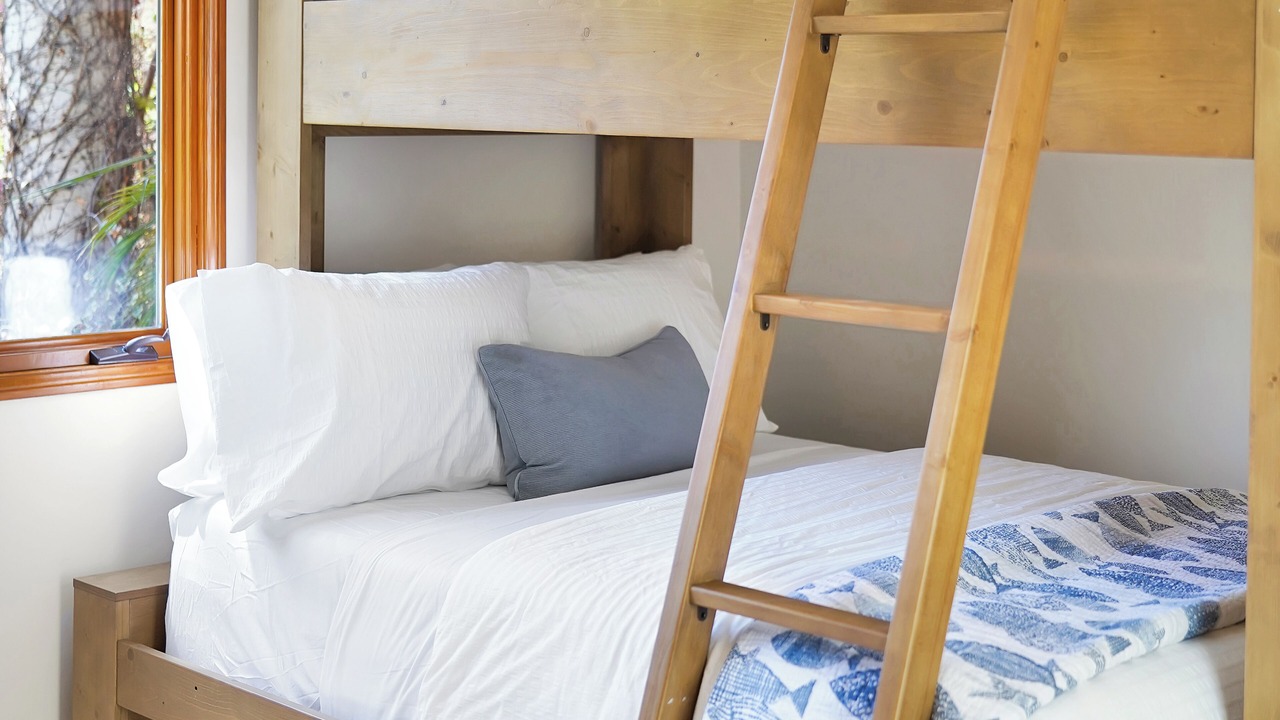 Photo of Bedroom in Woodland Hills