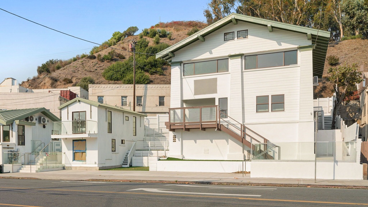 Photo of Outdoor in Santa Monica Canyon