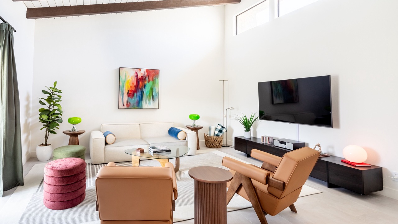 Photo of Livingroom in Sunrise Villas